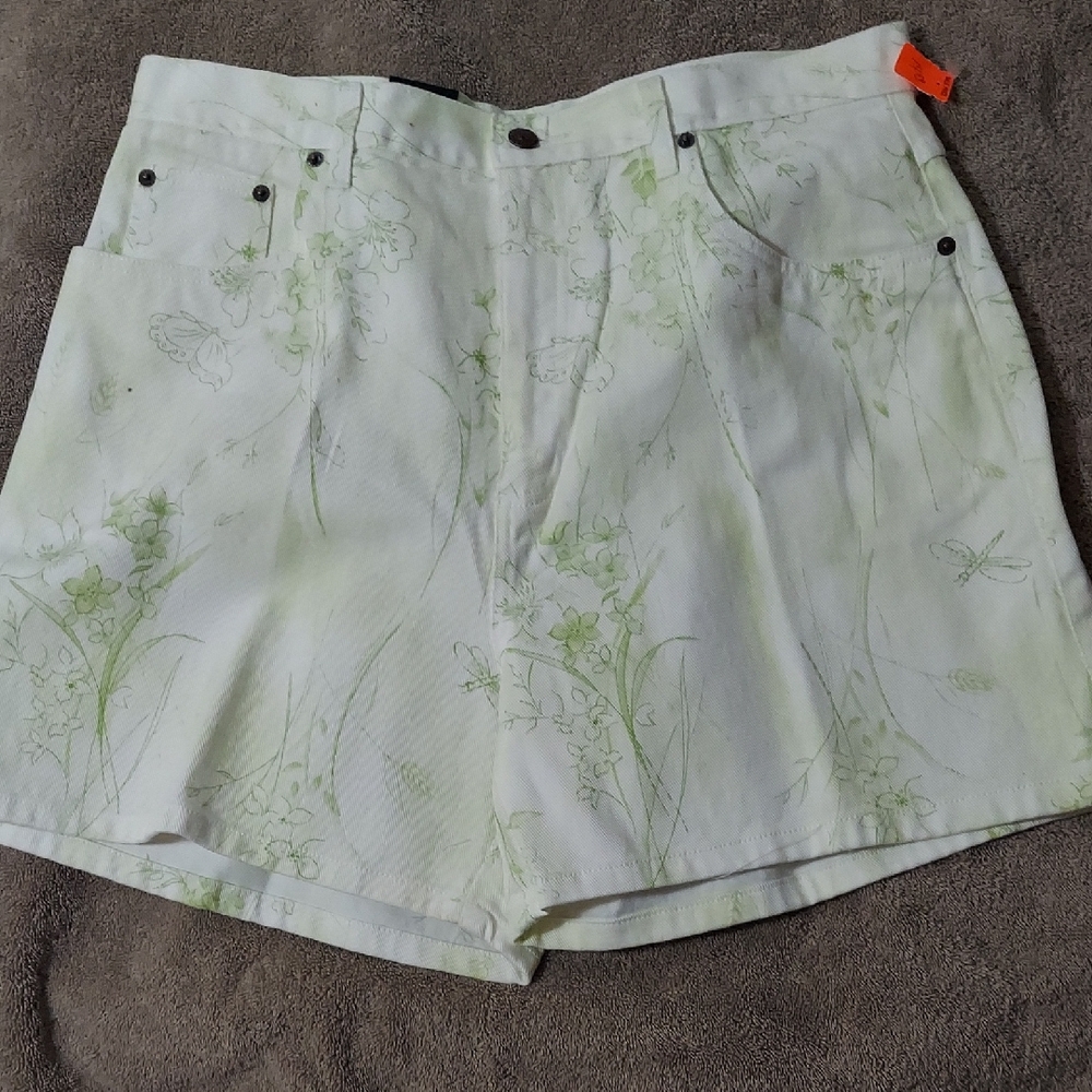 Bill Blass White High-Waist Floral Shorts with Light Green Print Denim Sz 14